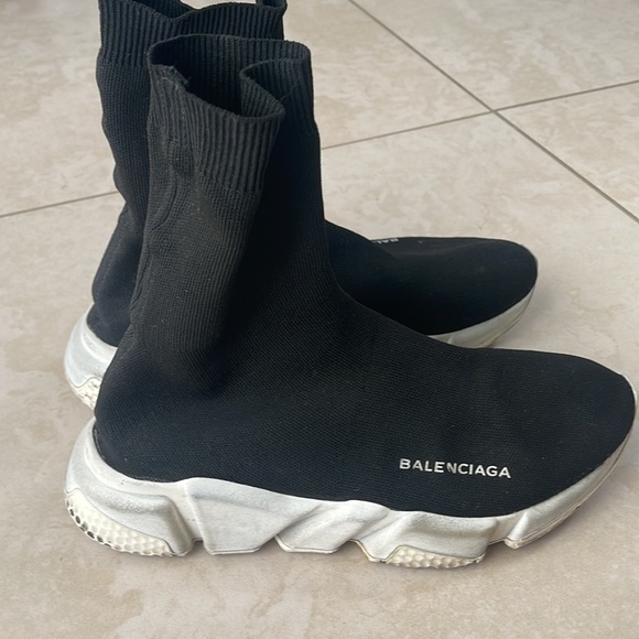 Balenciaga shoes - Picture 3 of 5